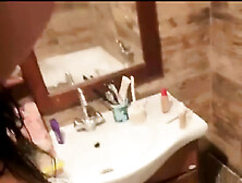 Milfycalla I Masturbated In Bath Tub With Peed Down Jacekts 180