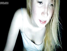 Spectacular Blonde Teenage On Cam Orgasm