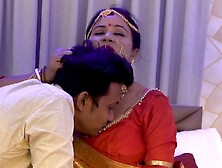 Honeymoon Bengali Couple Bride Look Desi Sex (Part--1)