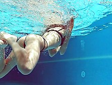 Black Bikini Comes Off For Underwater Skinny Dipping Fun