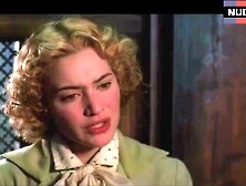 Kate Winslet Hot Scene – Hamlet