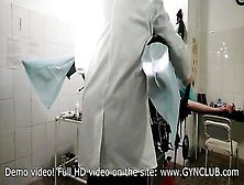 2 Orgasms Of A Older Woman At The Gynecologist