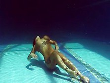 Heidi Van Horny With Huge Tits Underwater