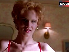 Juliette Lewis Dancing Striptease – Romeo Is Bleeding