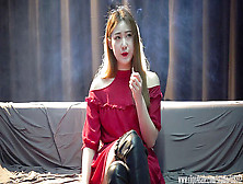 Asia Xiao Hong - The Intense Chimney Damsel Who Enjoy To Smoking