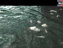 Elinor Crawley Nude Swimming – Bridgend