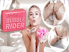Sweet Cat In Joyful Bubble Rider - Holivr