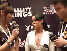 Pornhubtv Nikki Delano Interview At 2014 Avn Awards