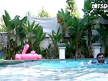 American Girls Kiara Cole And Bailey Brooke Seduce Pool Owner & Ride Him Good - Letsdoeit
