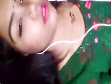 Bangladeshi Sexy Girl Showing Her Tits On Live Video