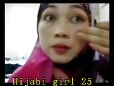 Hijabi Girl 25