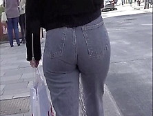 Pretty Giant Butt Milf In Tight Jeans