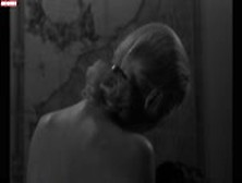 Ingrid Thulin In La Guerre Est Finie (1966)