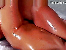 Lesbian Sexfight In Oil With Squirting