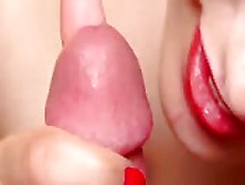 Red-Lipped Tart Getting Face Fucked
