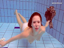 Very Hot Multiple Babes Underwater Getting