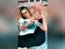 Geeky Student 18+ In Black Leggings Shows Her Amazing Feet With Her Legs U