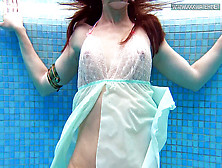 Lizi Vogue Underwater Porno