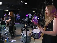 Haim - Falling - Glastonbury 2013