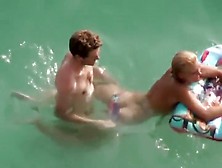 Guy Trying To Fuck Her In The Water